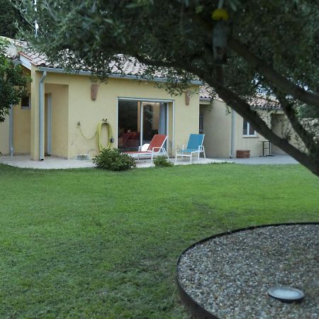 Отель La Casa Nert Millas Экстерьер фото